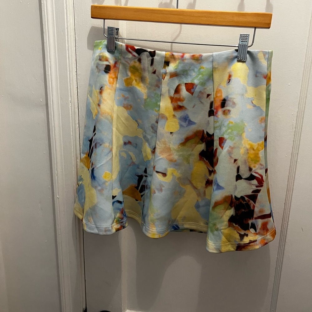 J.O.A abstract circle skirt